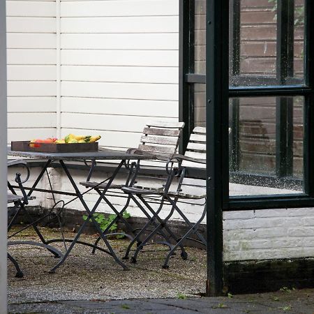 Fairytale Cottage In Nes Friesland With Garden Exterior photo